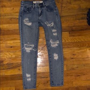 SOLD: Brandy Melville distressed jeans